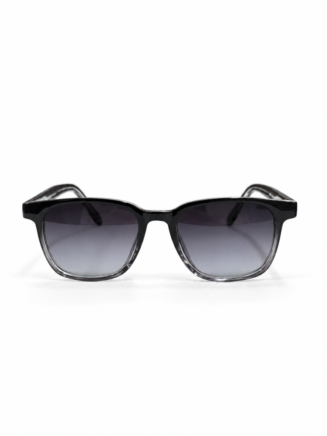 Sunglasses isolated on seamless white-1 نظارة شمسية مربعة Eagle Eyes - الصورة 1